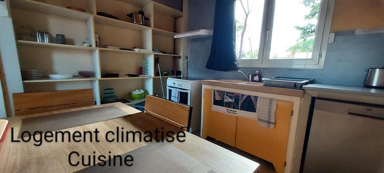 Le Barcares Logement Climatise Pour 6 Personnes, Draps Et Serviettes Non Fournis Air-Conditioned Accommodation For 6 People, Sheets And Towels Not Provided Alojamiento Con Aire Acondicionado Para 6 Personas, Sabanas Y Toallas No Incluidas Exterior foto